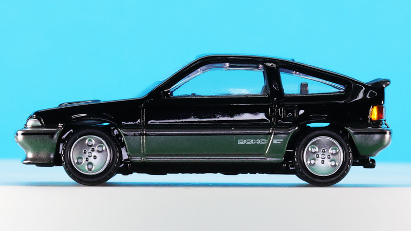 2＋2レイアウトのリアシートは“1マイル・リアシート”と呼ばれています