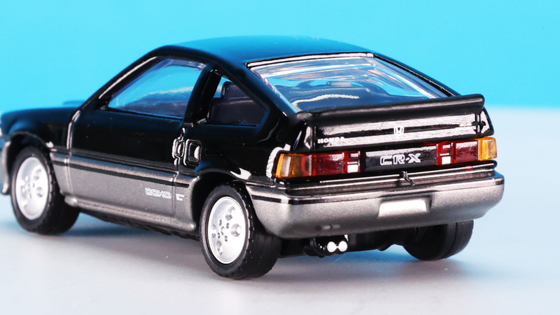 リアの灯火類はクリアーパーツ！