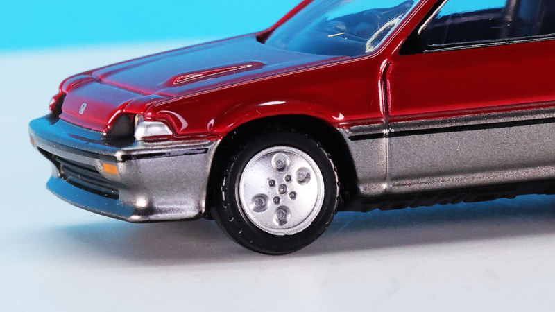 純正ホイールをシャープなディテールで再現！