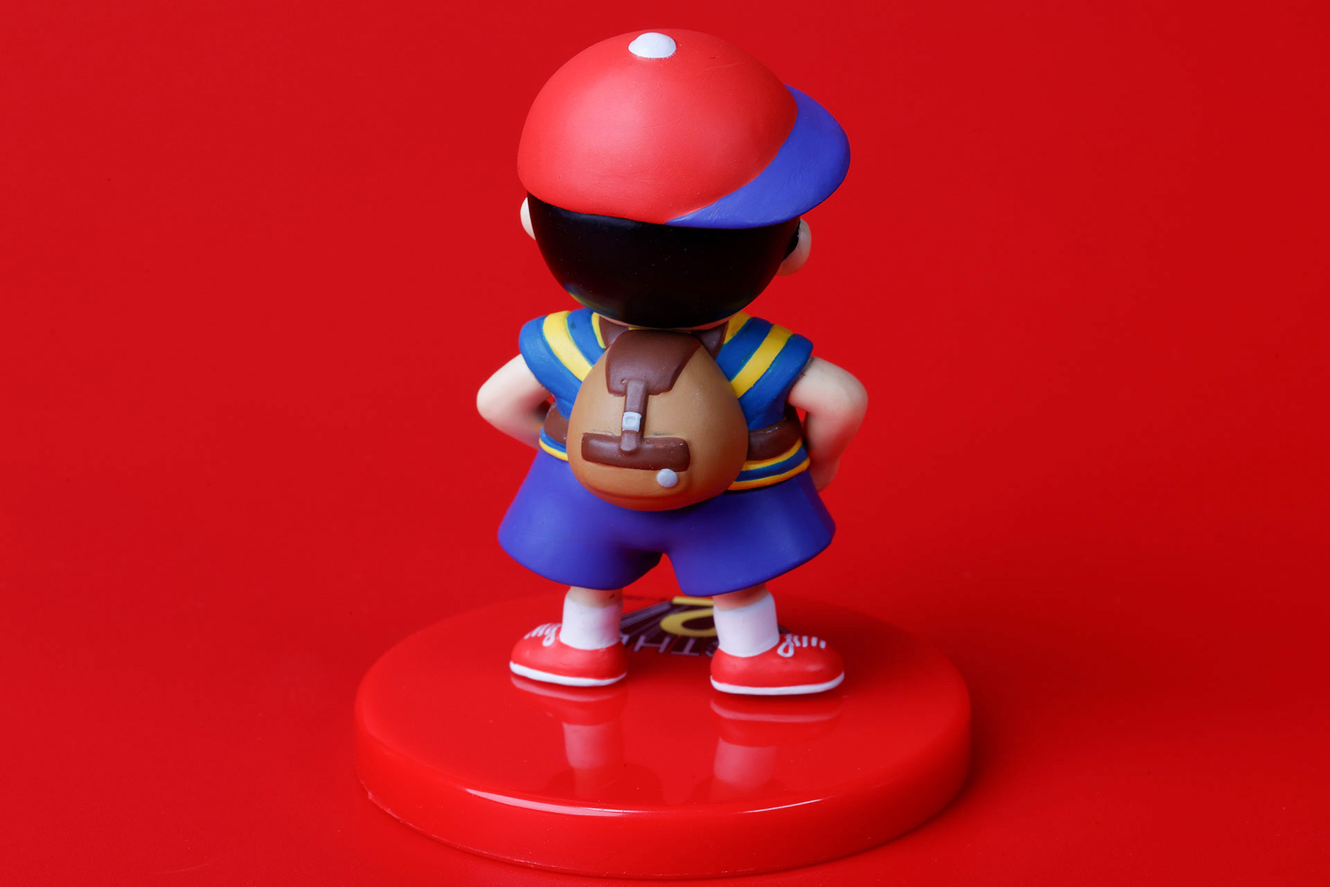 見る機会の少ない後ろ姿もバッチリ！