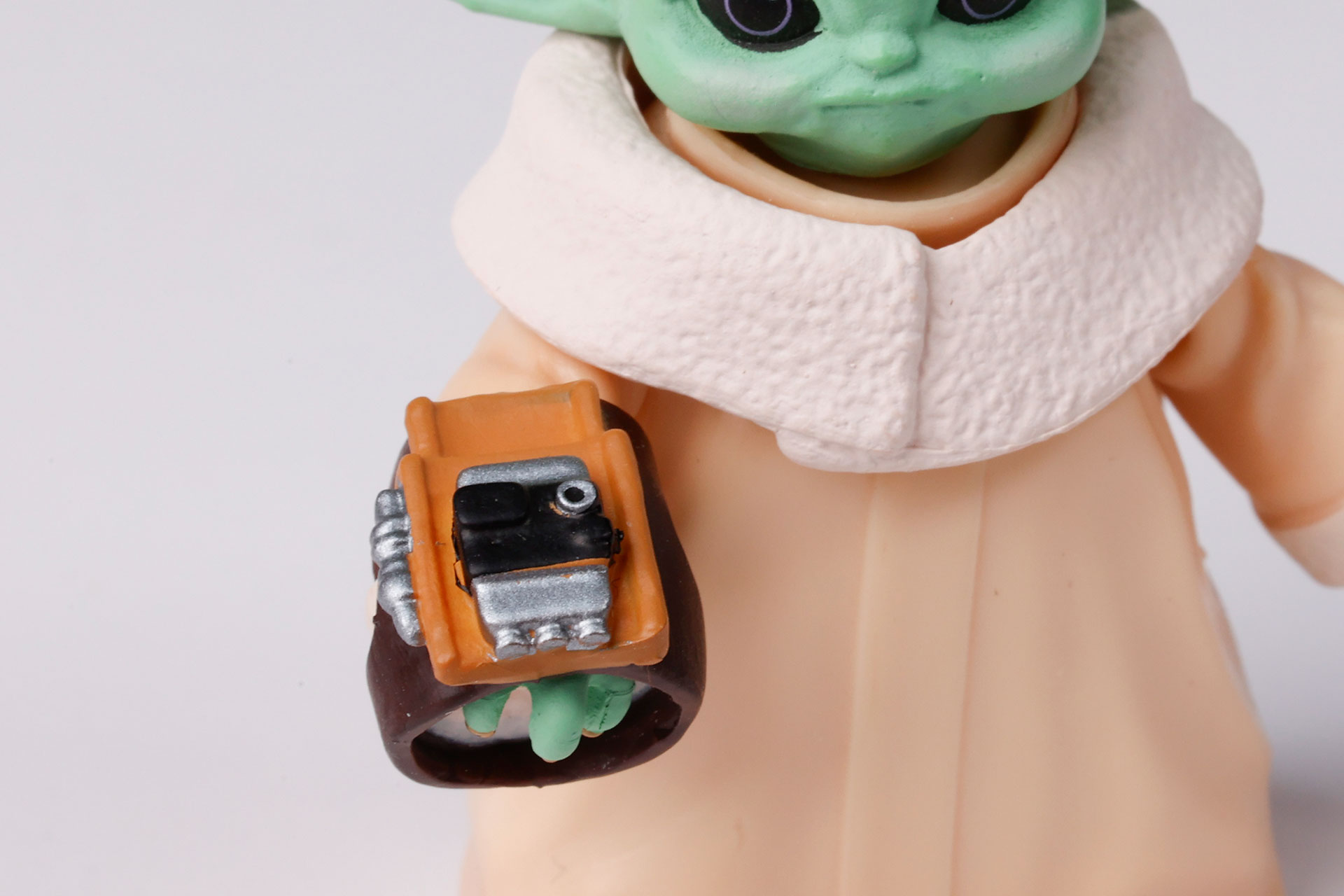 ガントレットもしっかりと再現されている