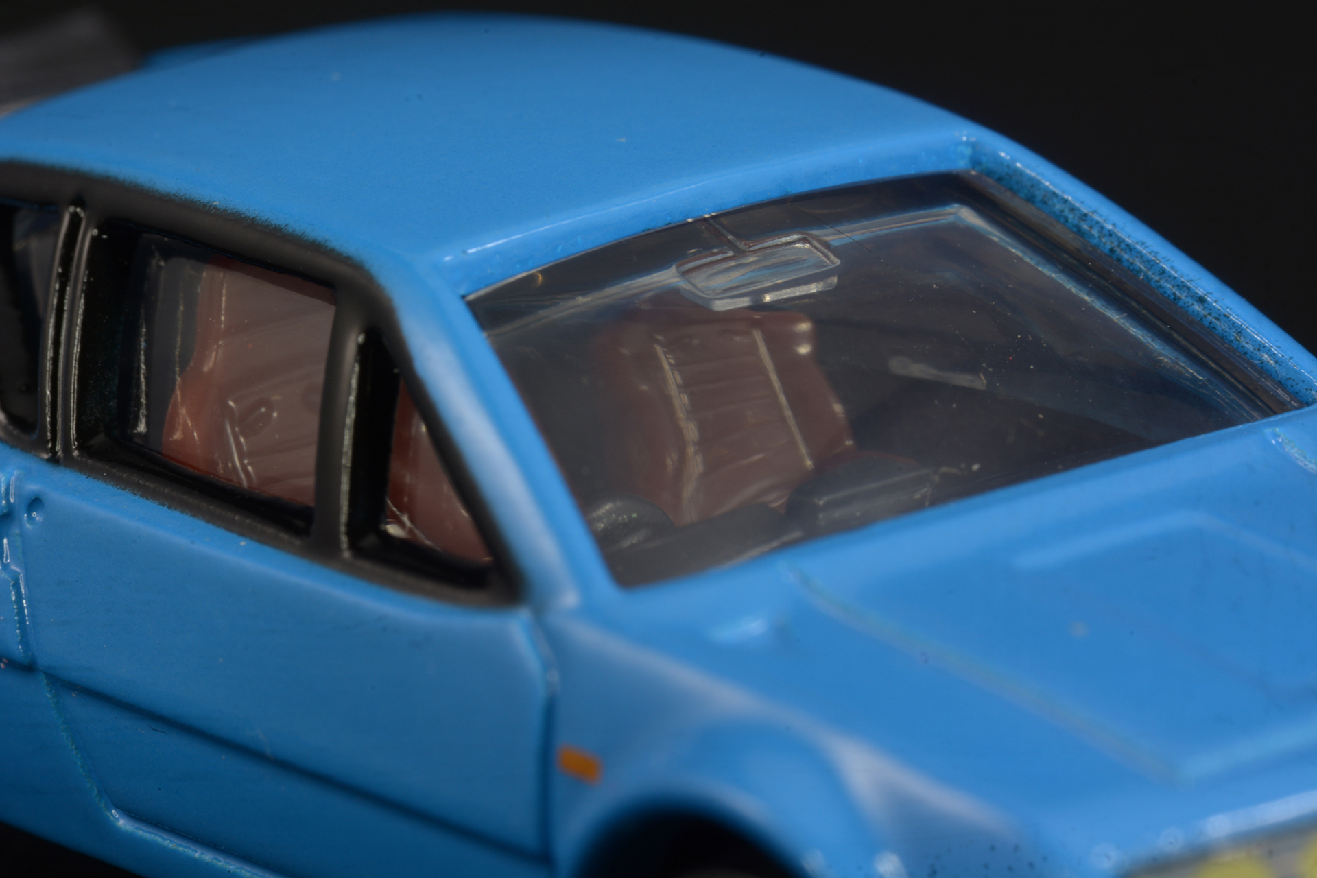 茶色のドライブシートがしっかり再現されている