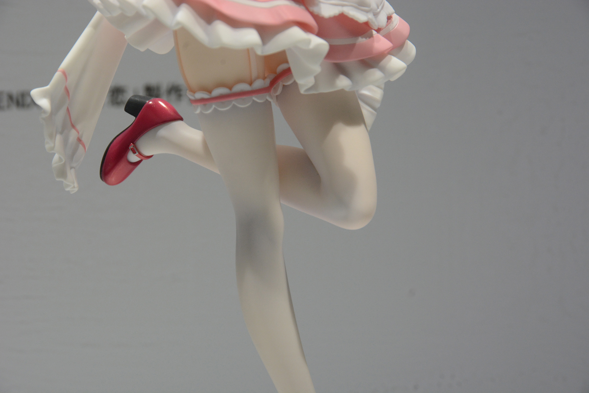 元気のいい足の表現もキャラクター性をよく表現している