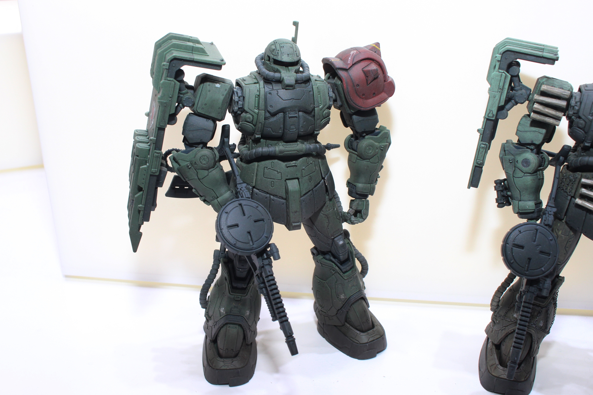 ザクII F型 ルショーン機。HGシリーズながら、細かなディテールが入っている