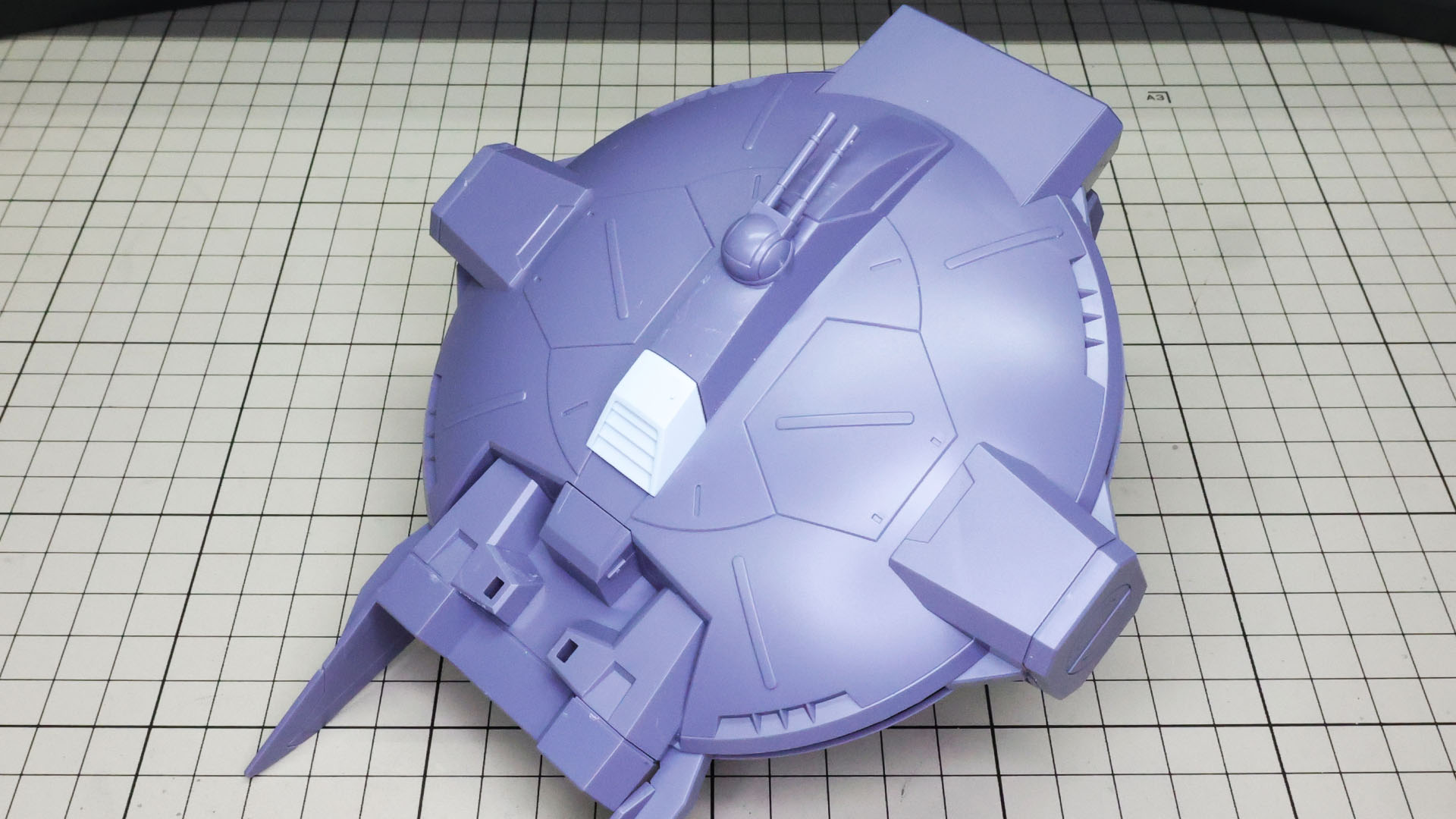 機体上面には機銃があります