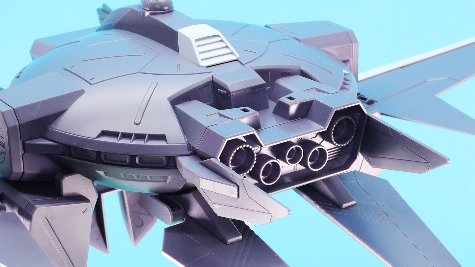 推進機のノズルはディテールも素晴らしい！