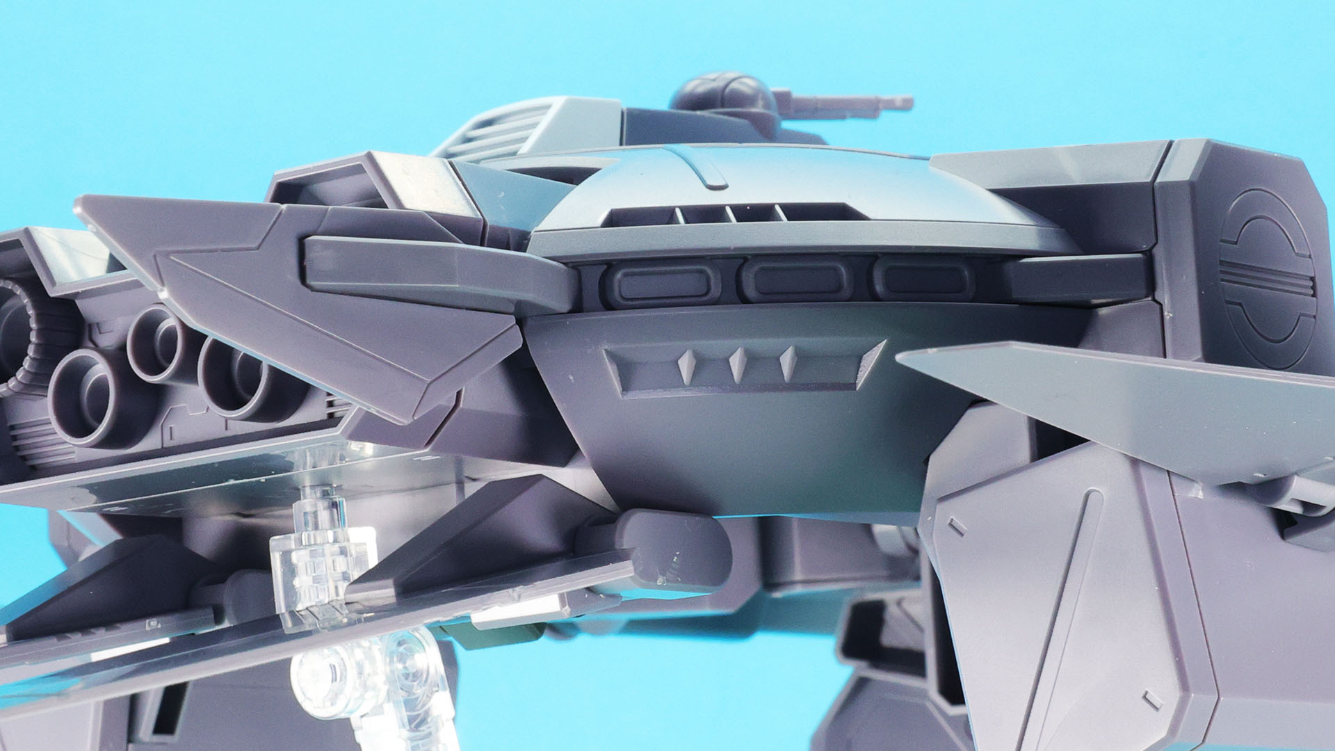 機体周辺のディテールも密度が高いです