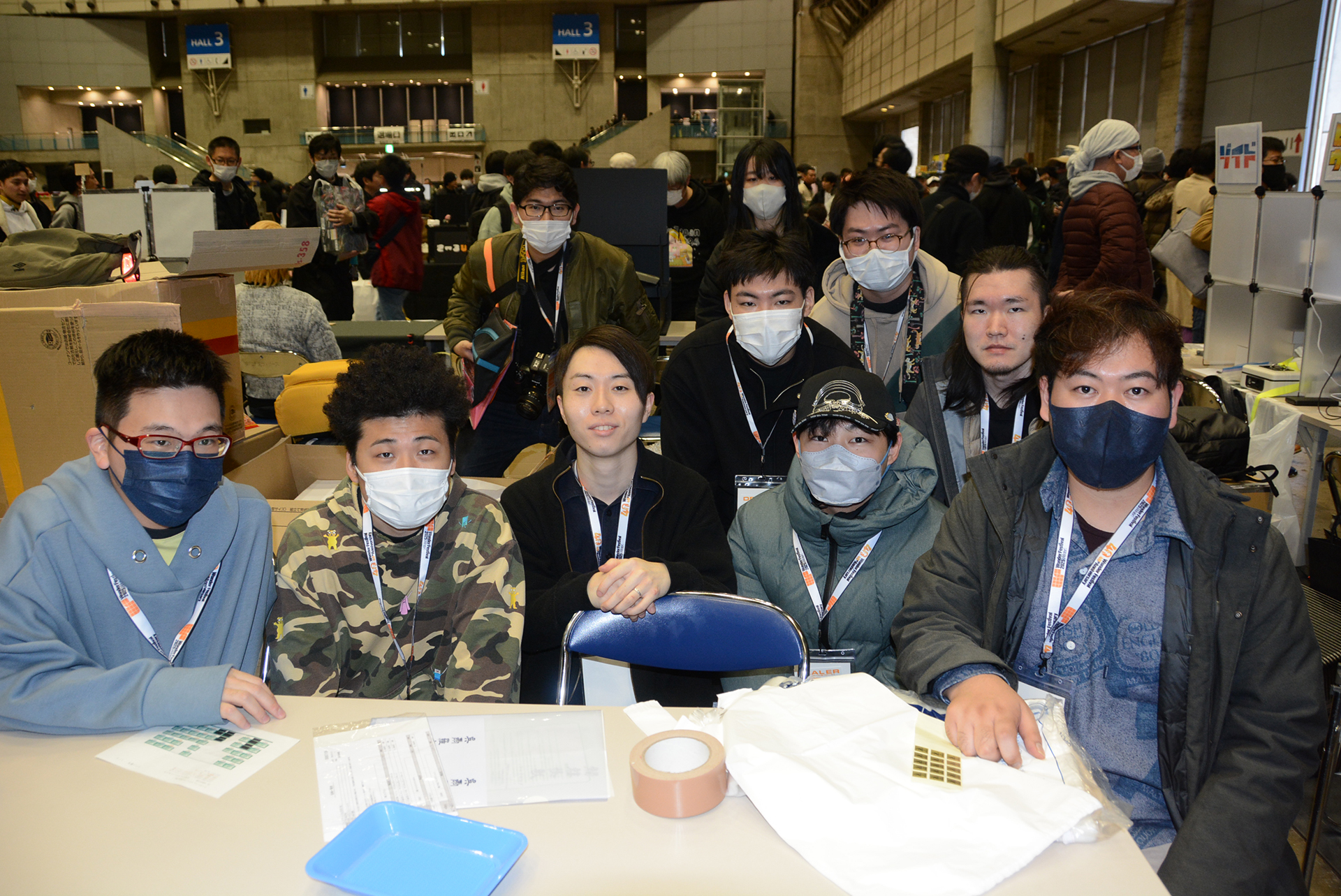 今回取材をした杉本氏と「大村ジュリエットカメラ」のメンバー。右端が杉本氏