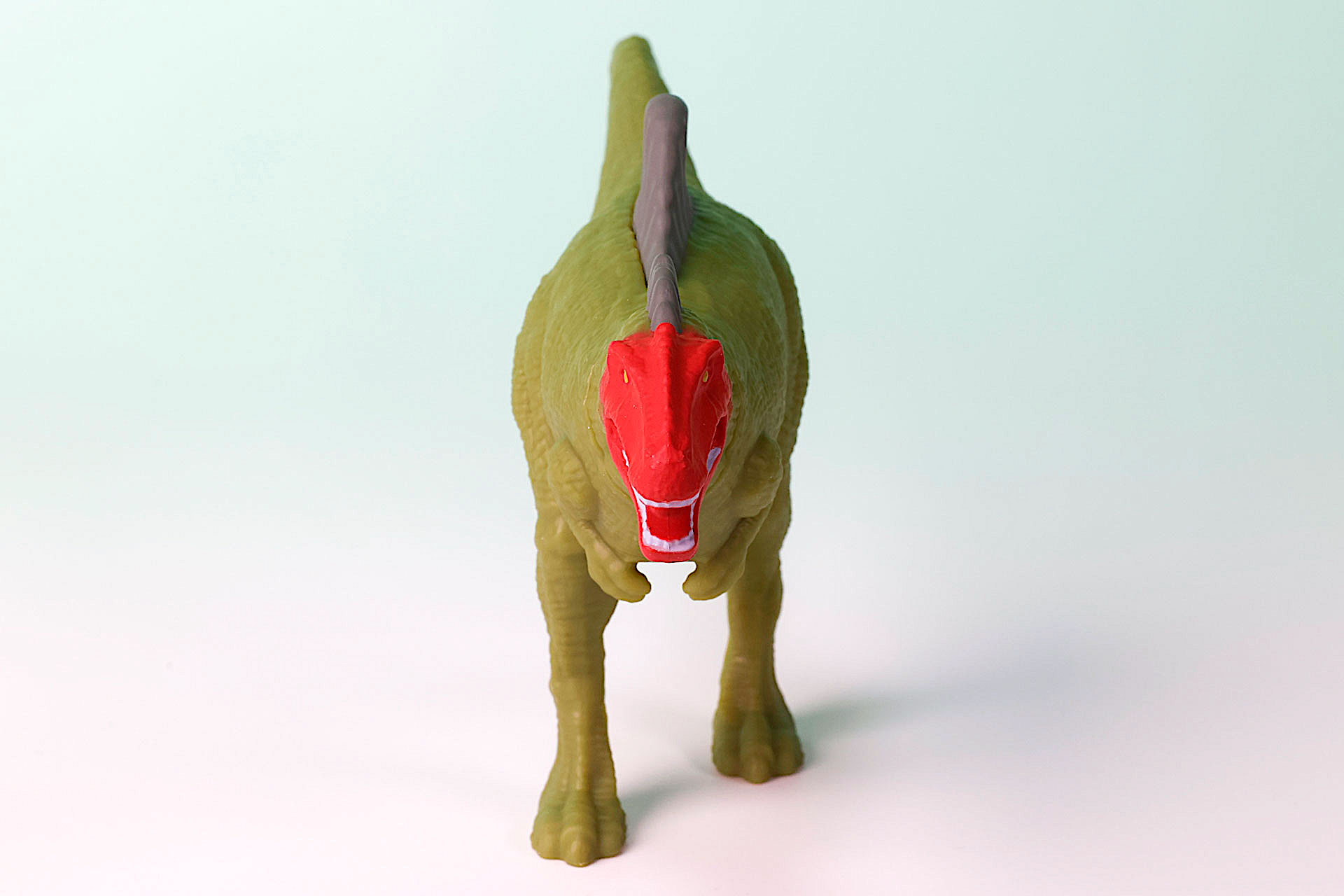 正面からでも顔の赤さがかなり目立つ