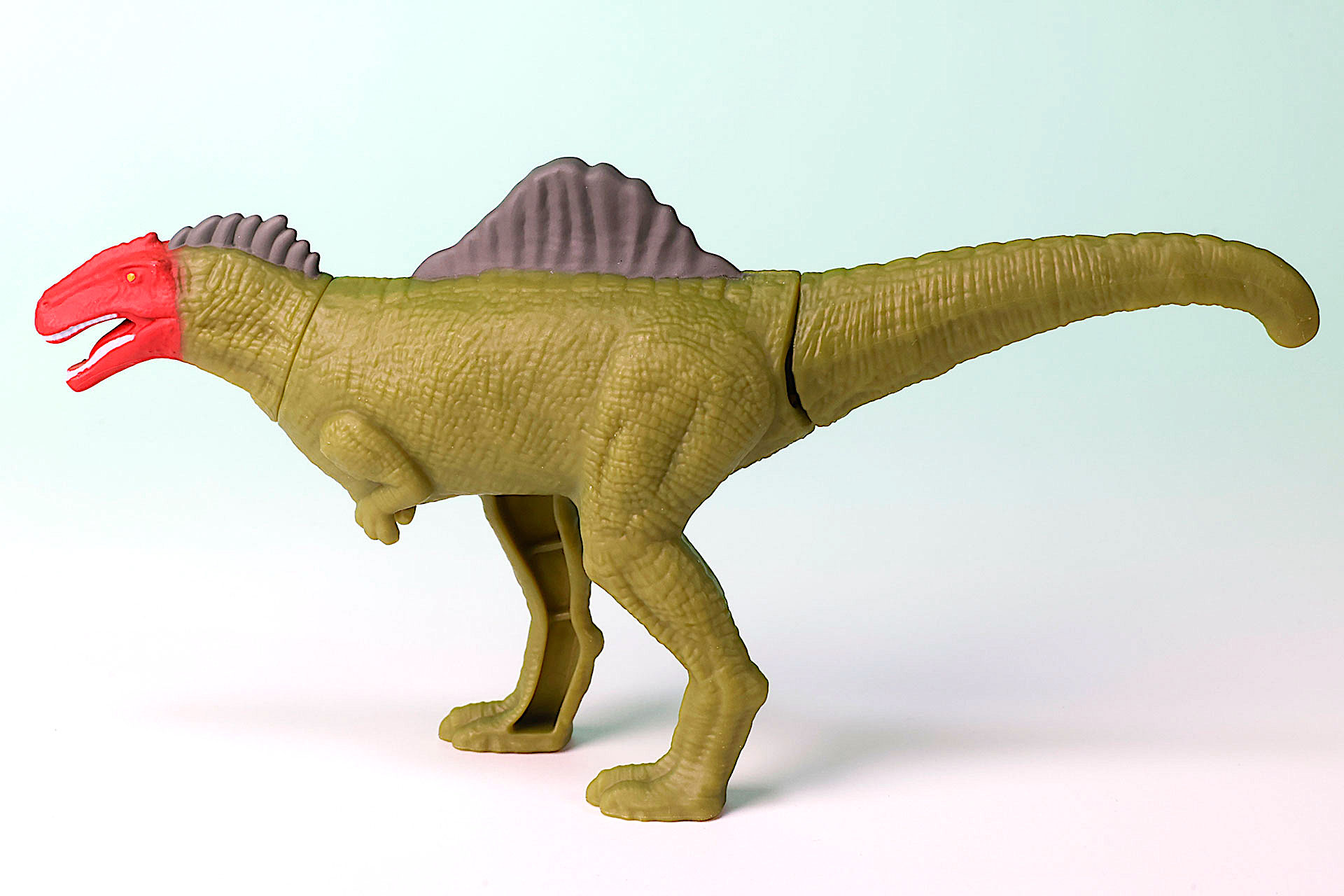 移動速度はそこまで速くない設定だ