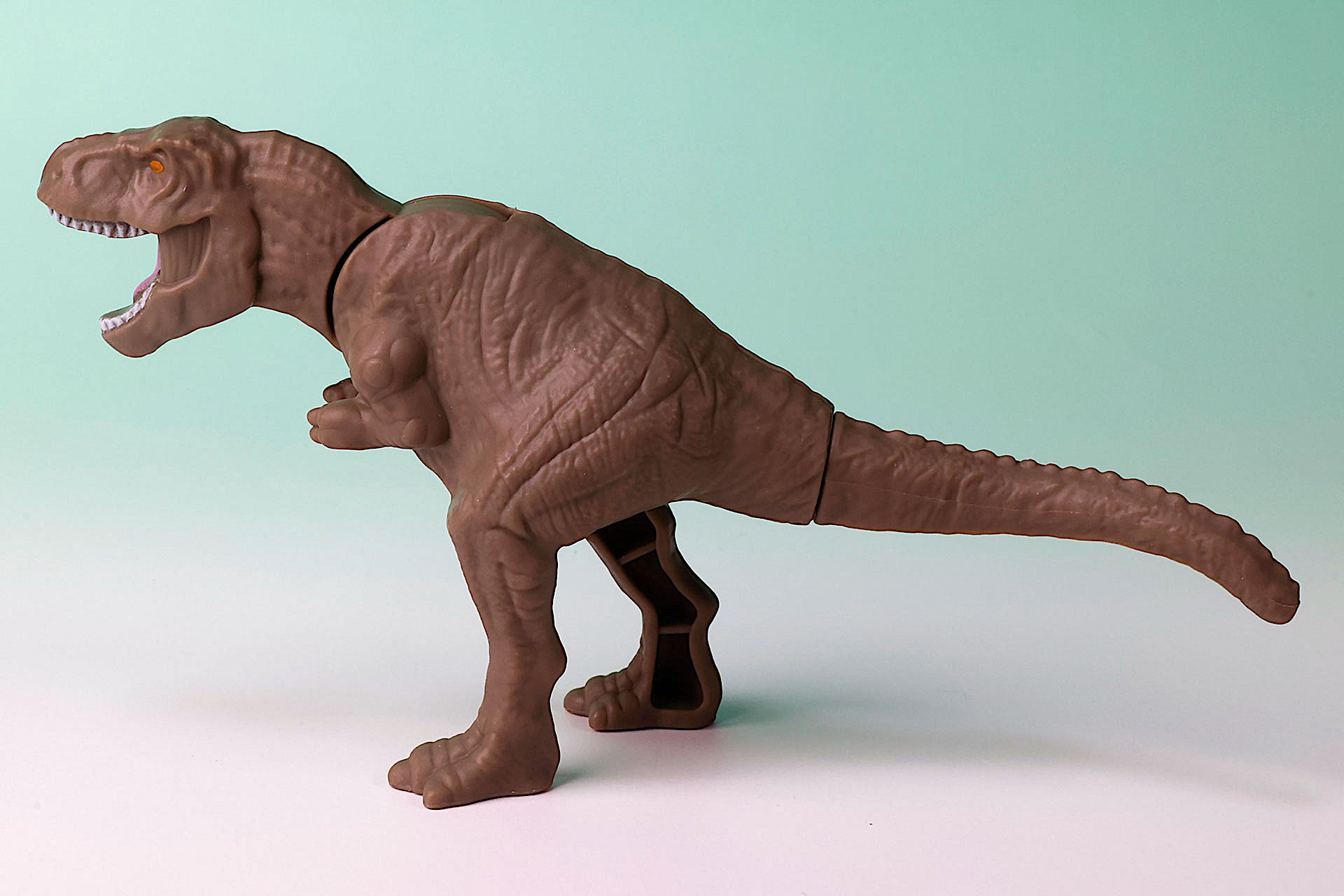 尻尾があるため全長は結構長い