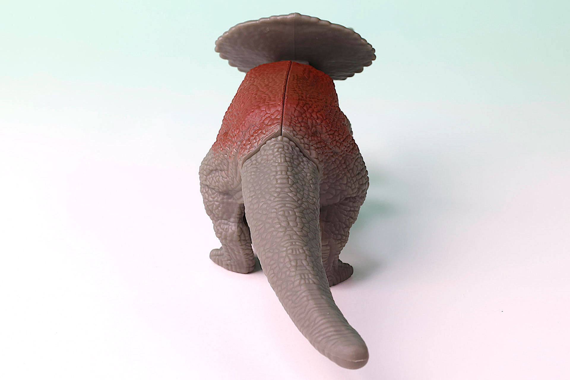 尻尾は結構太めだ