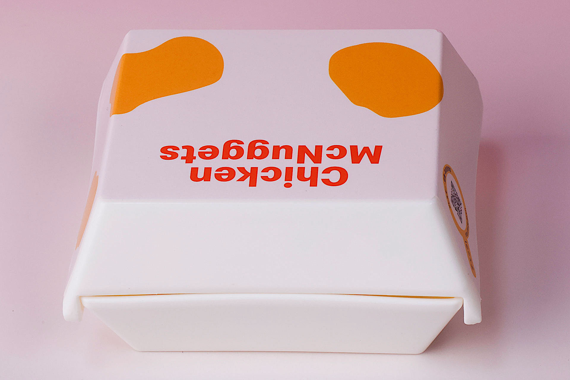 紙製ではなくプラスチック製だ