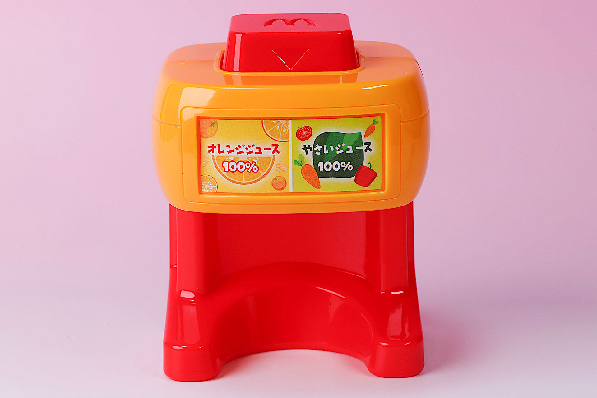 かき氷マシンのようにも見える本体