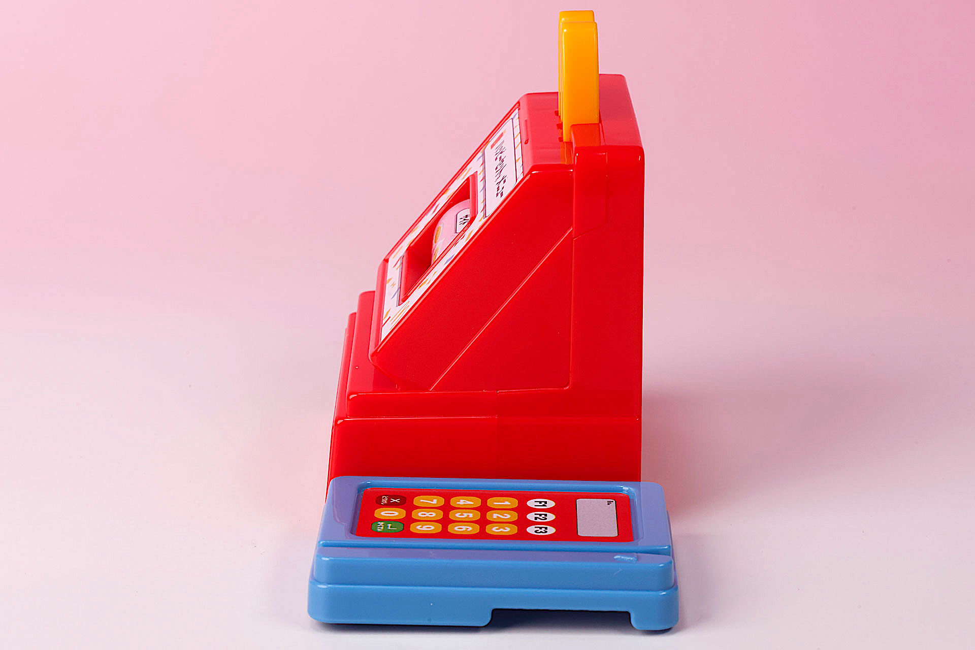 カードリーダー部分は好みで着脱することもできる