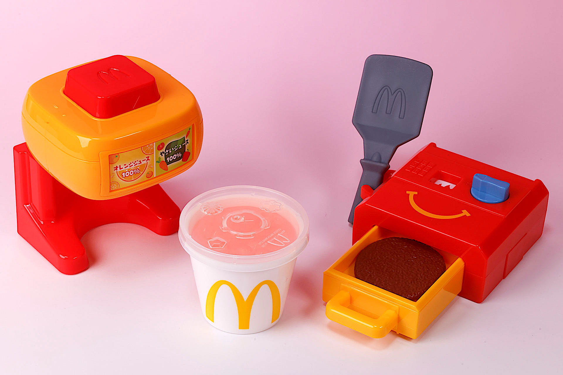 メニューを作るためのマシンもおもちゃ化！