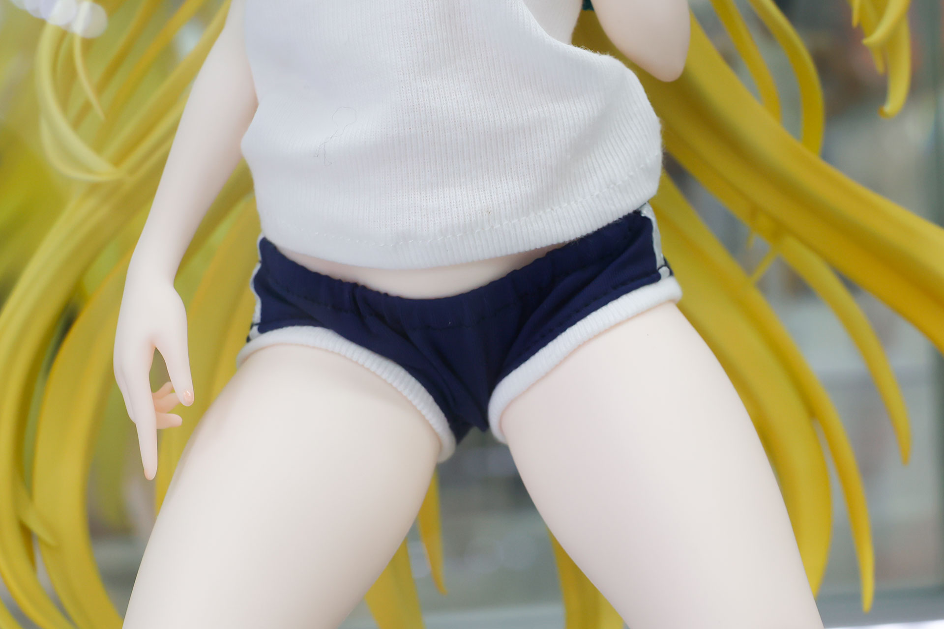 ブルマ姿もポイントのひとつだ