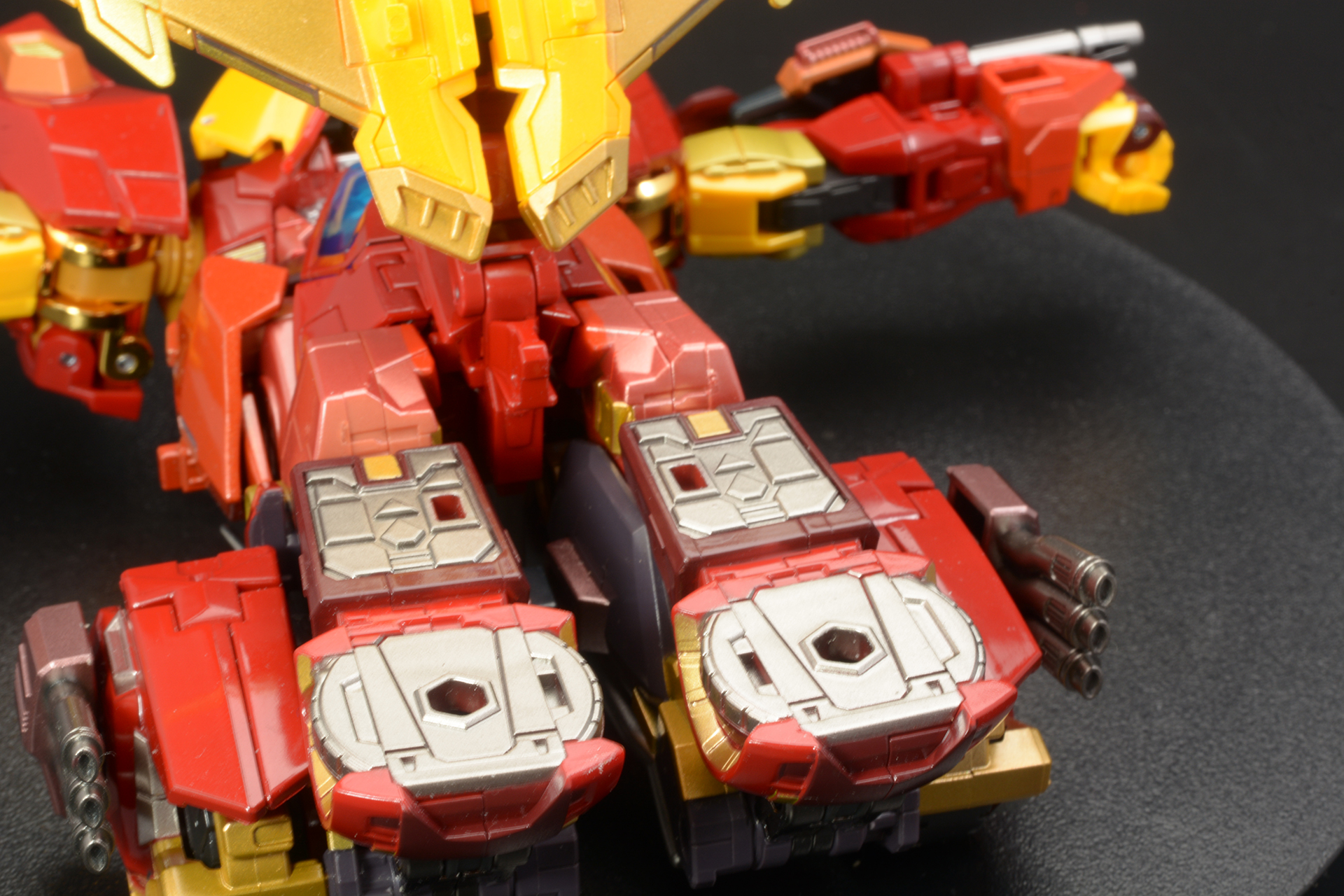 足部分を左右に開く