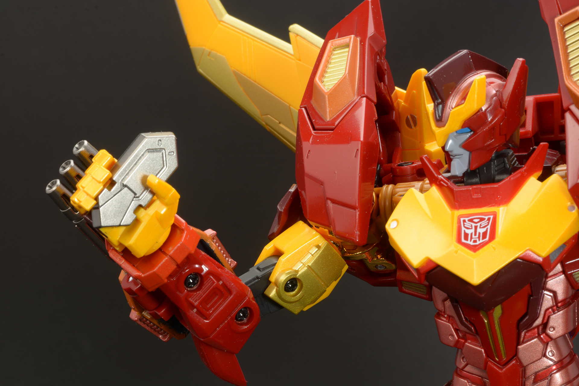 「コミュニケーター」も手に持てる