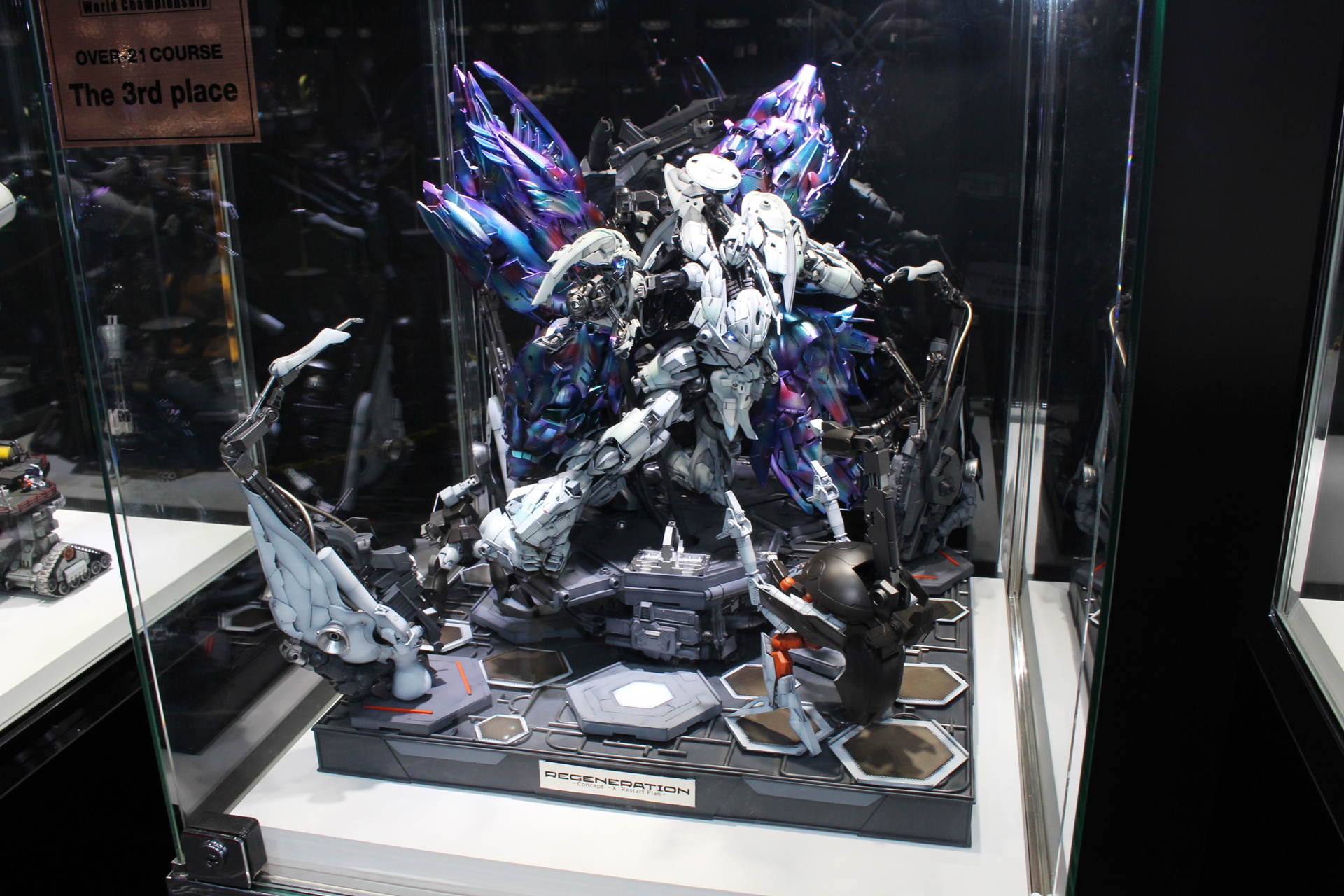 Regeneration／FAgreen／合計得点71P（工作22P、塗装26P、アイデア23P）