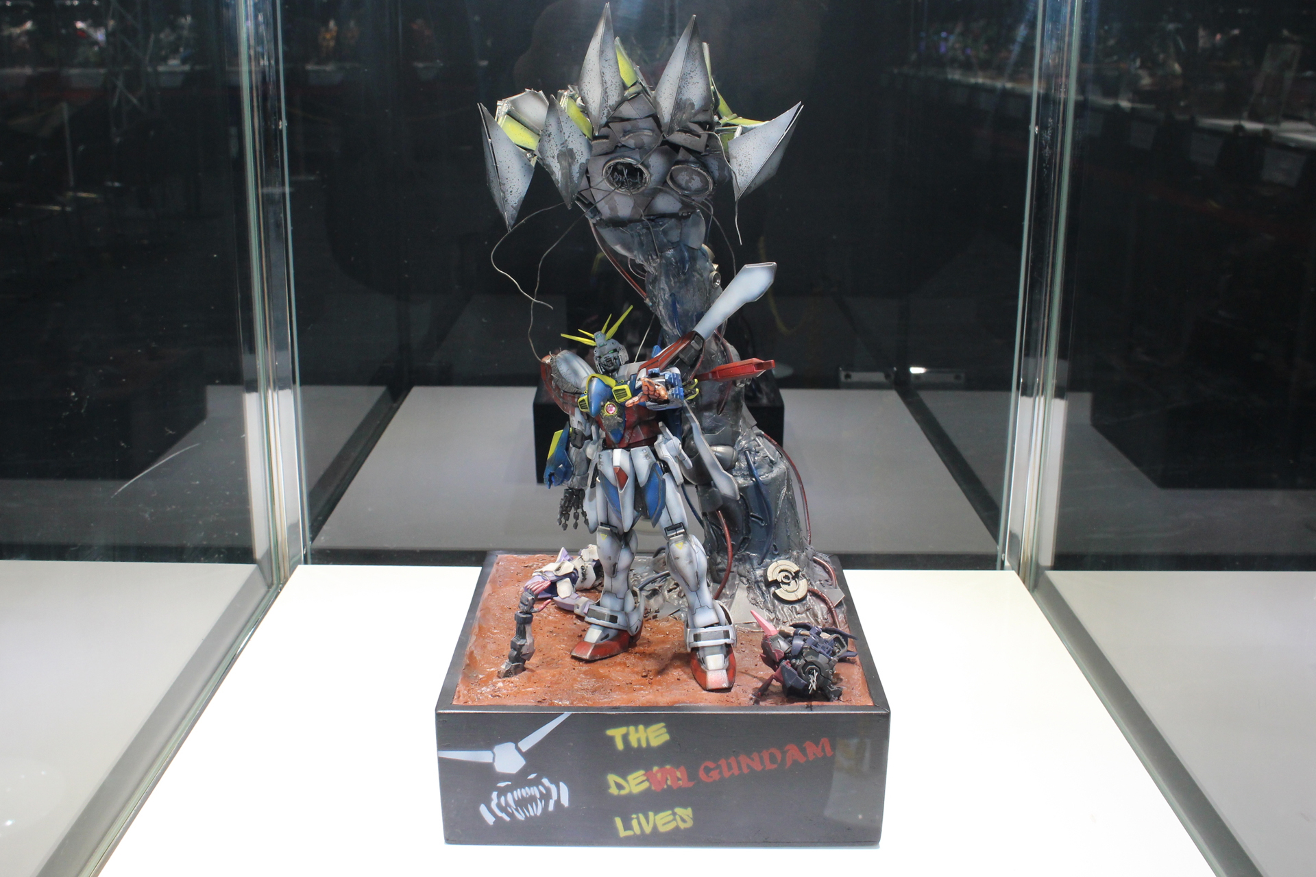 インドネシア／The Devil Gundam Lives／axl_plamo