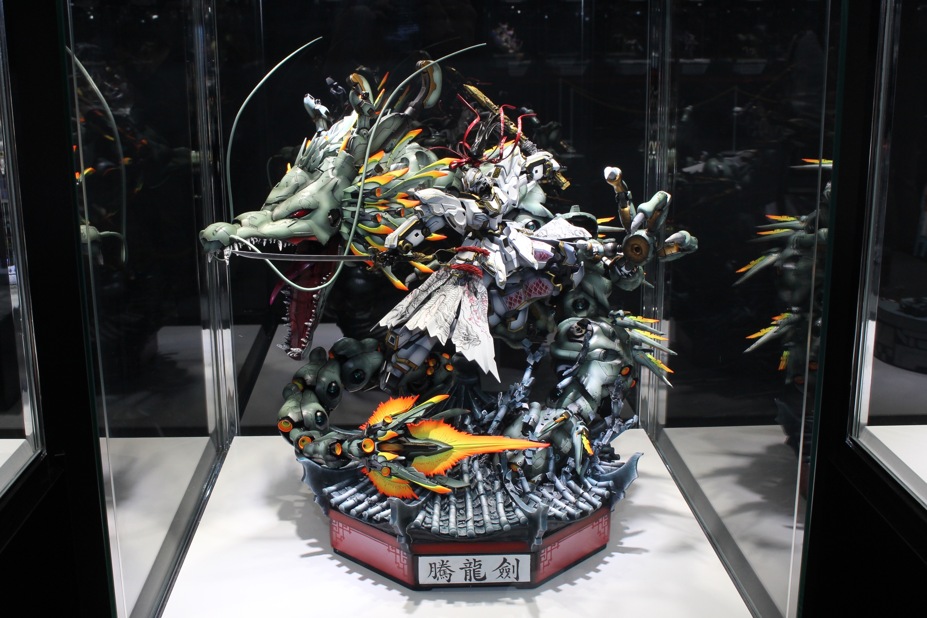 タイ／Let's fly Dragon !!／Art of gunpla