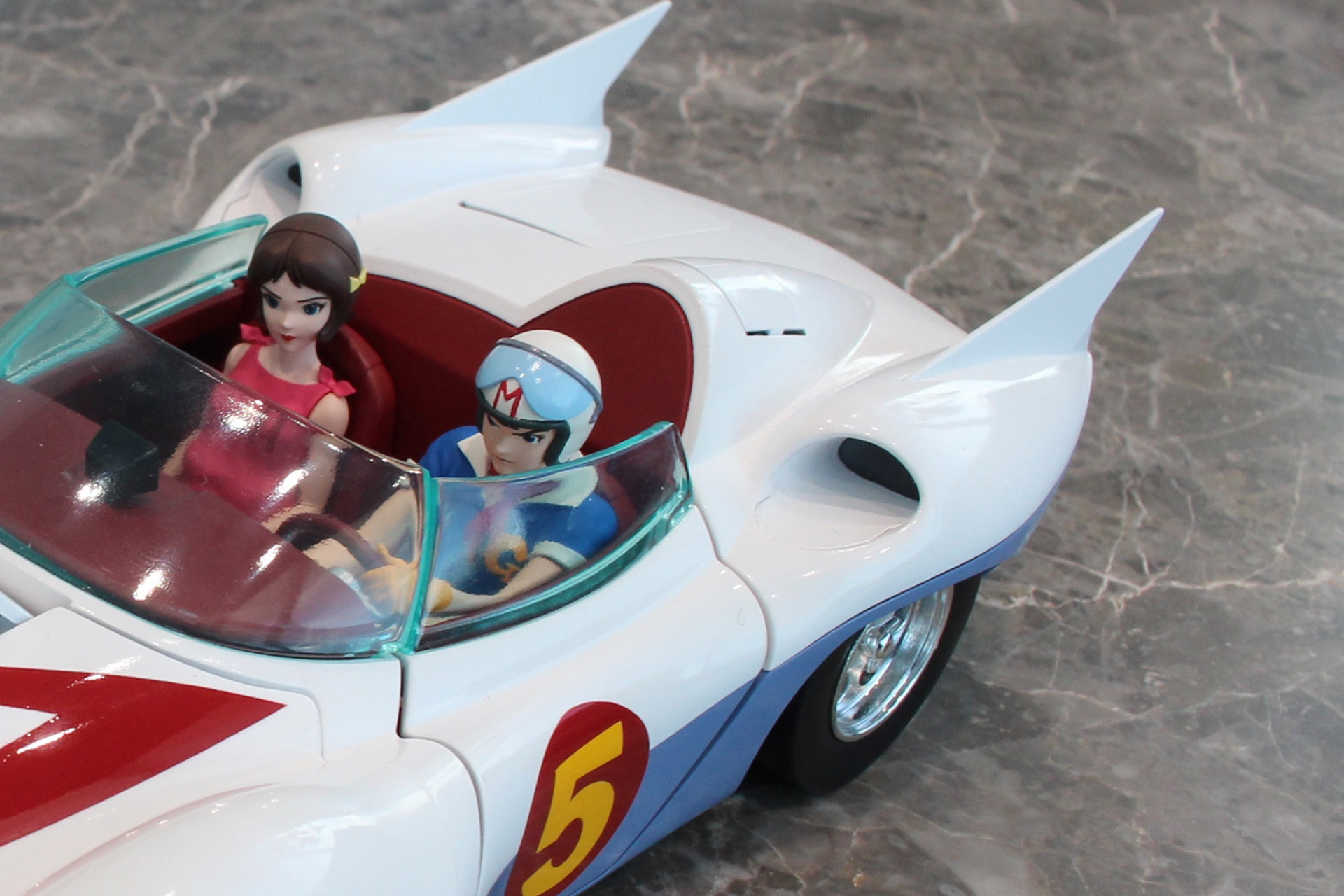 座席後方のエアインテーク