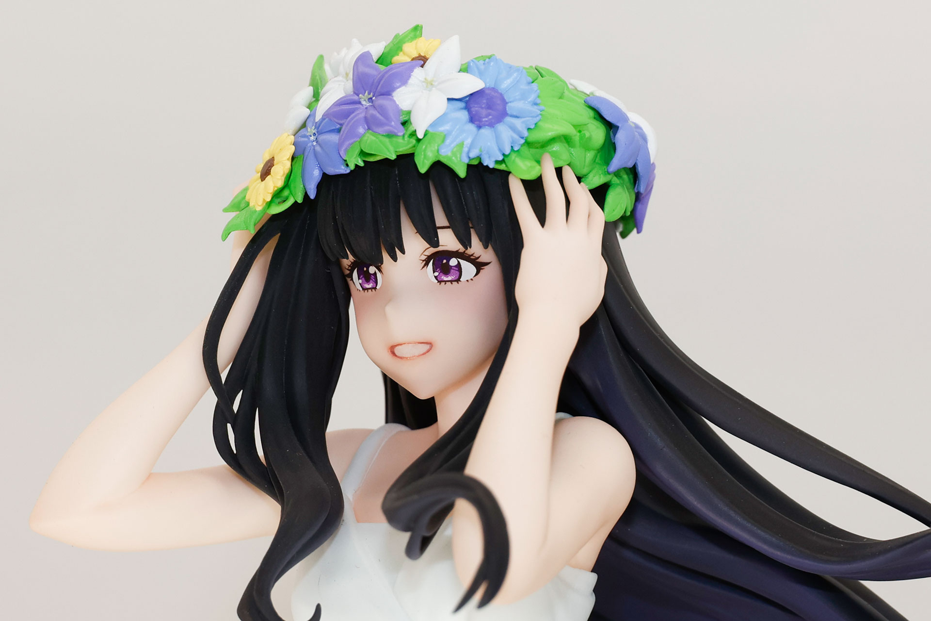 髪飾りの花の色もキャラクターに合わせたものが選ばれている