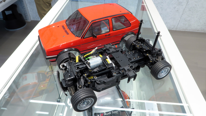 「1/10RC フォルクスワーゲン ゴルフ II GTI 16V (MB-01シャーシ)」は今後登場予定の製品。現時点ではタミヤの製品紹介ページもまだ存在しておらず、発売日、価格は未定