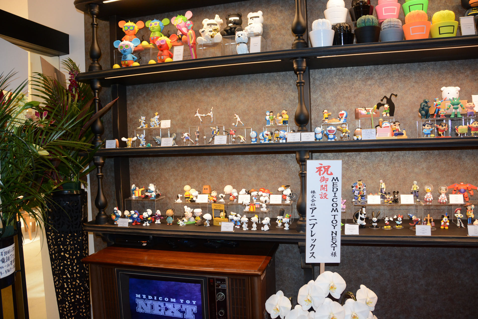 対面の入り口付近も親しみやすさを意識している