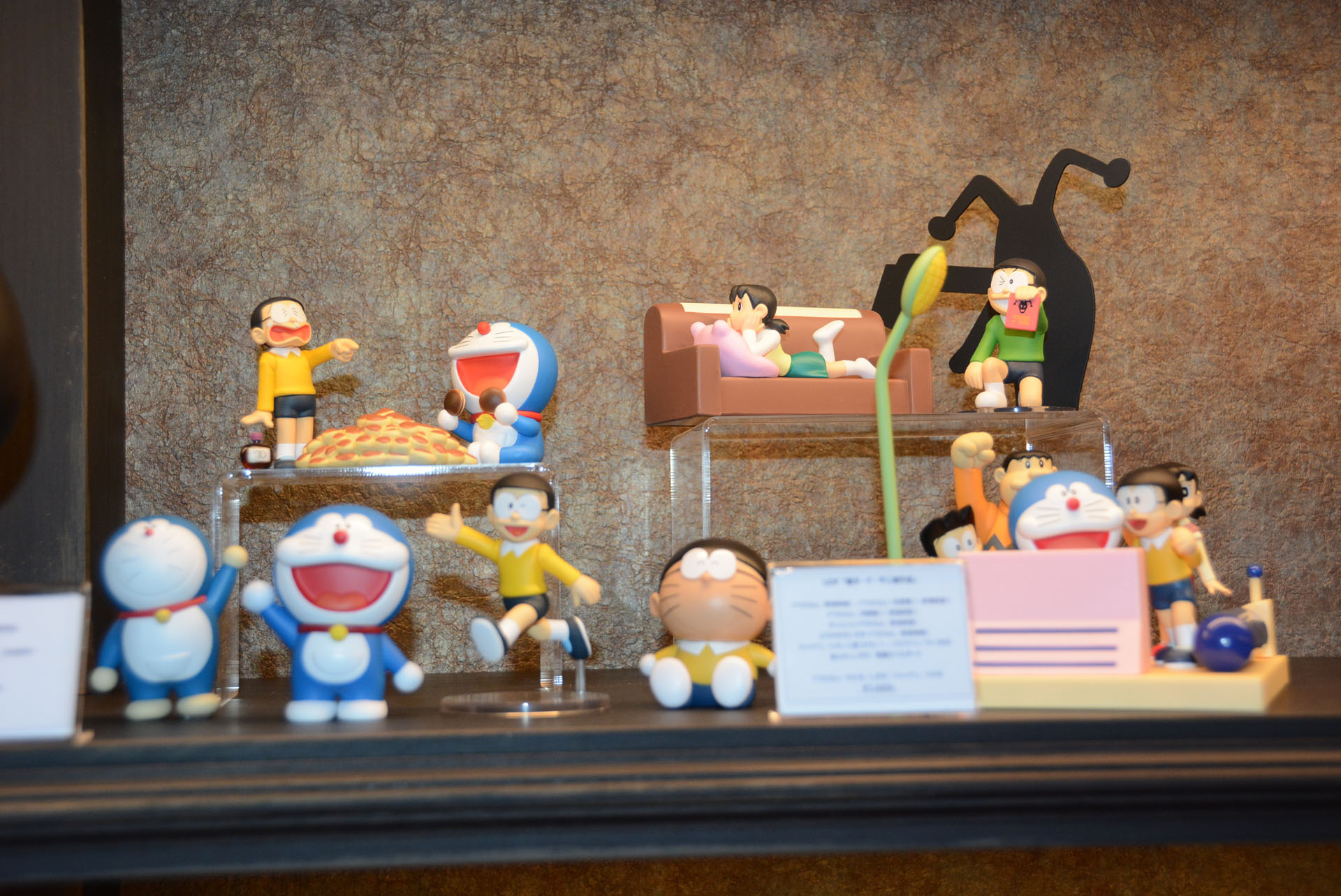 「ドラえもん」など、外国人観光客も意識したラインナップだ