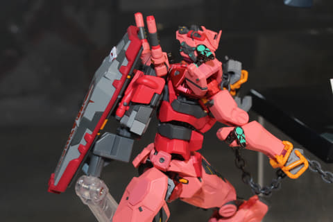 特別企画】「METAL ROBOT魂＜SIDE MS＞」で「赤いガンダム」と「白い