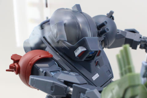 特別企画】「装甲騎兵ボトムズ」より「HI-METAL R ブラッド