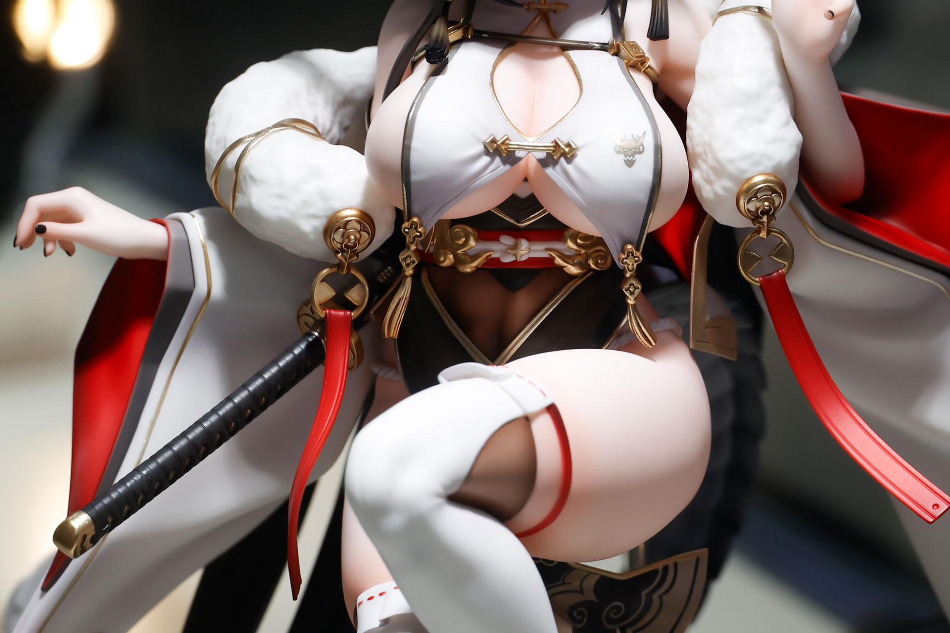 装飾品も含めて、衣装も丁寧に作りこまれている