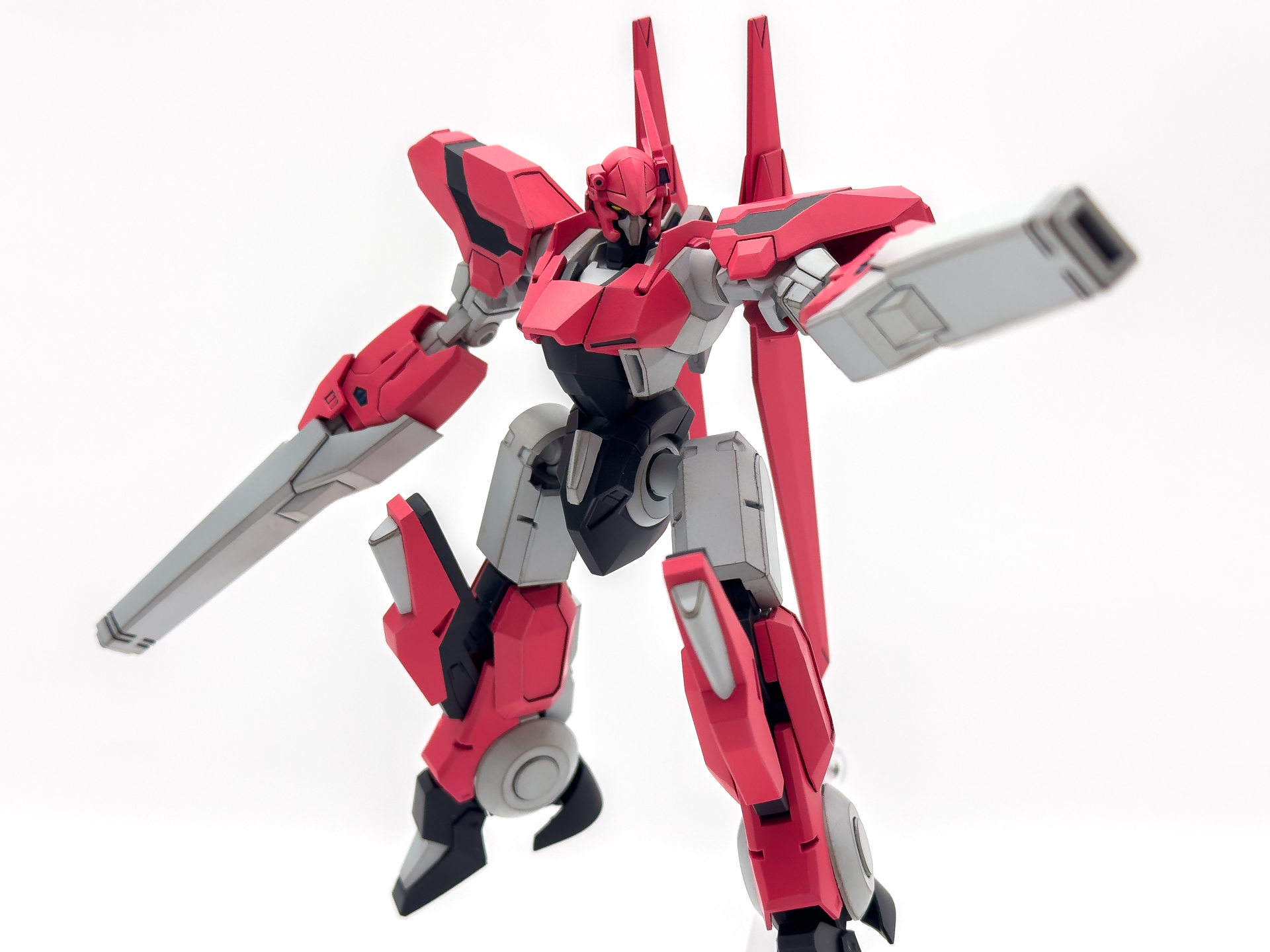 ブラックサレナ内部に格納されたエステバリスも再現されています。