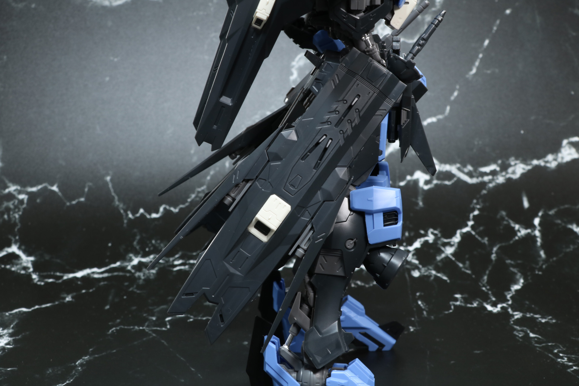 サイドアーマー