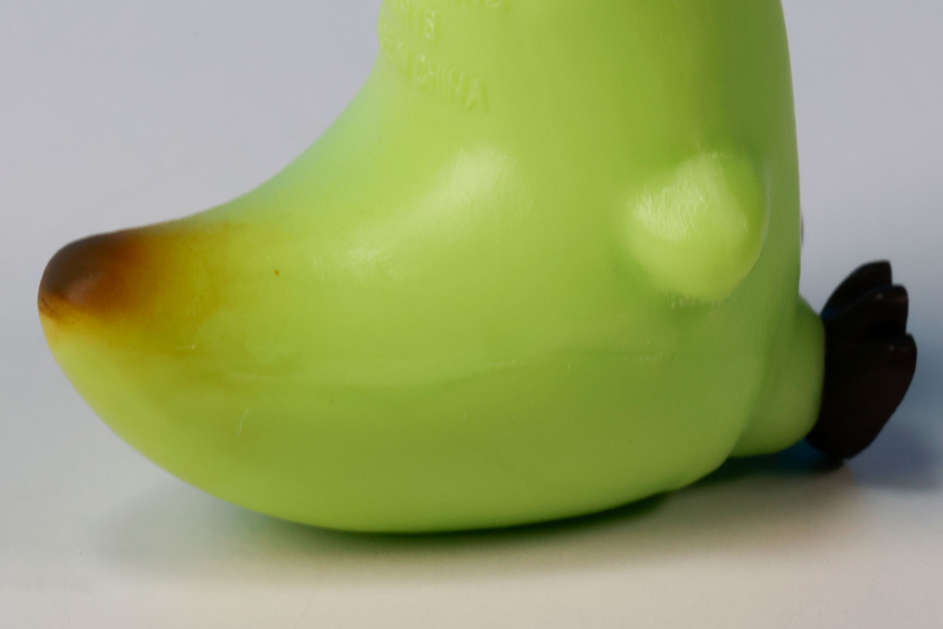 尻尾など先っぽは、本物のバナナっぽく黒ずんでいる