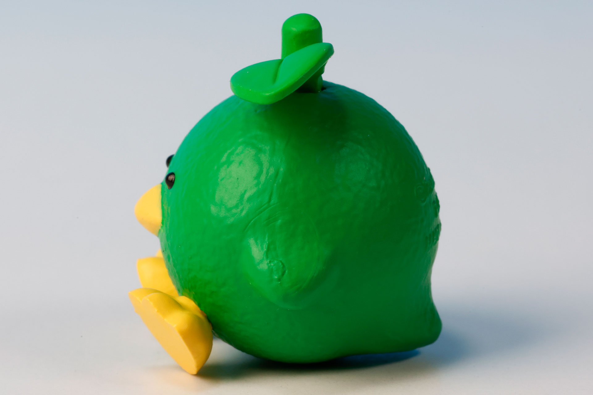 丸っこいだけかと思いきや尻尾もある