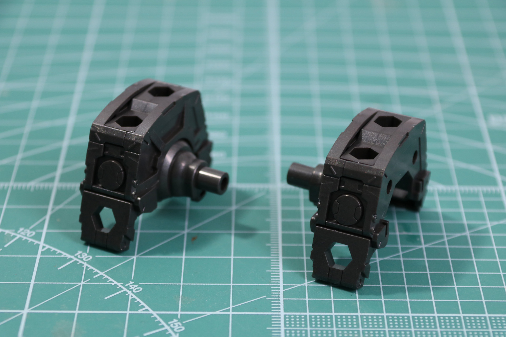 肩部の組み立て