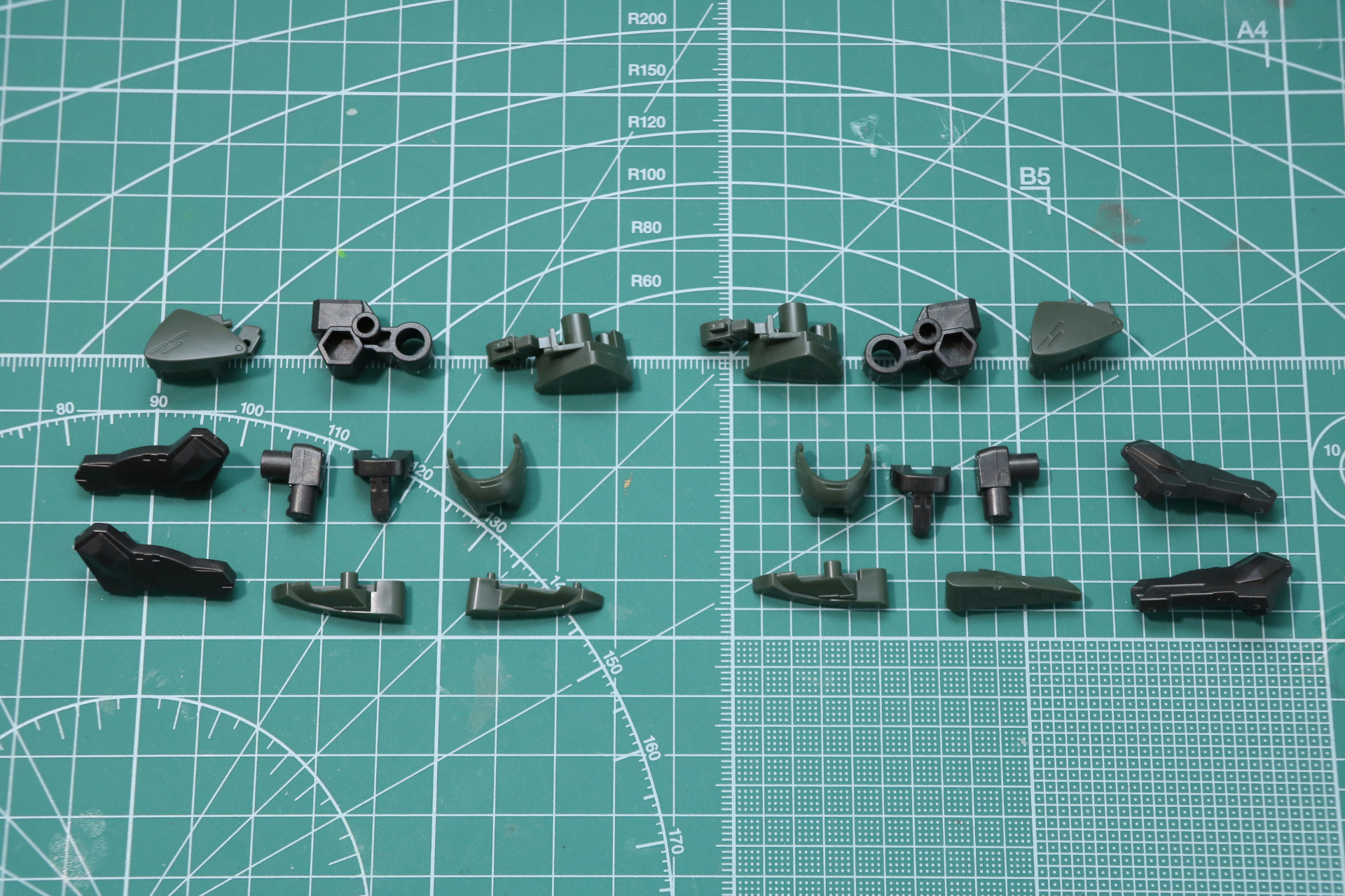 足先の組み立て