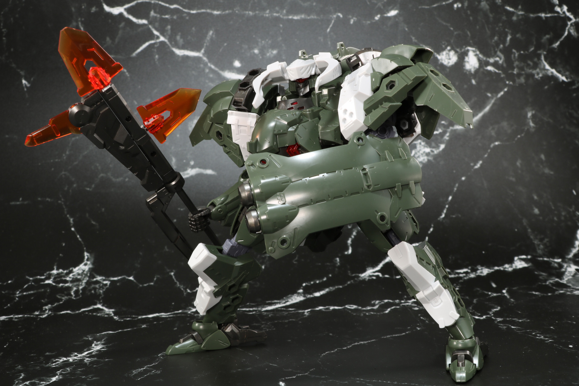 別売りのヘキサギアと並べることで部隊を結成