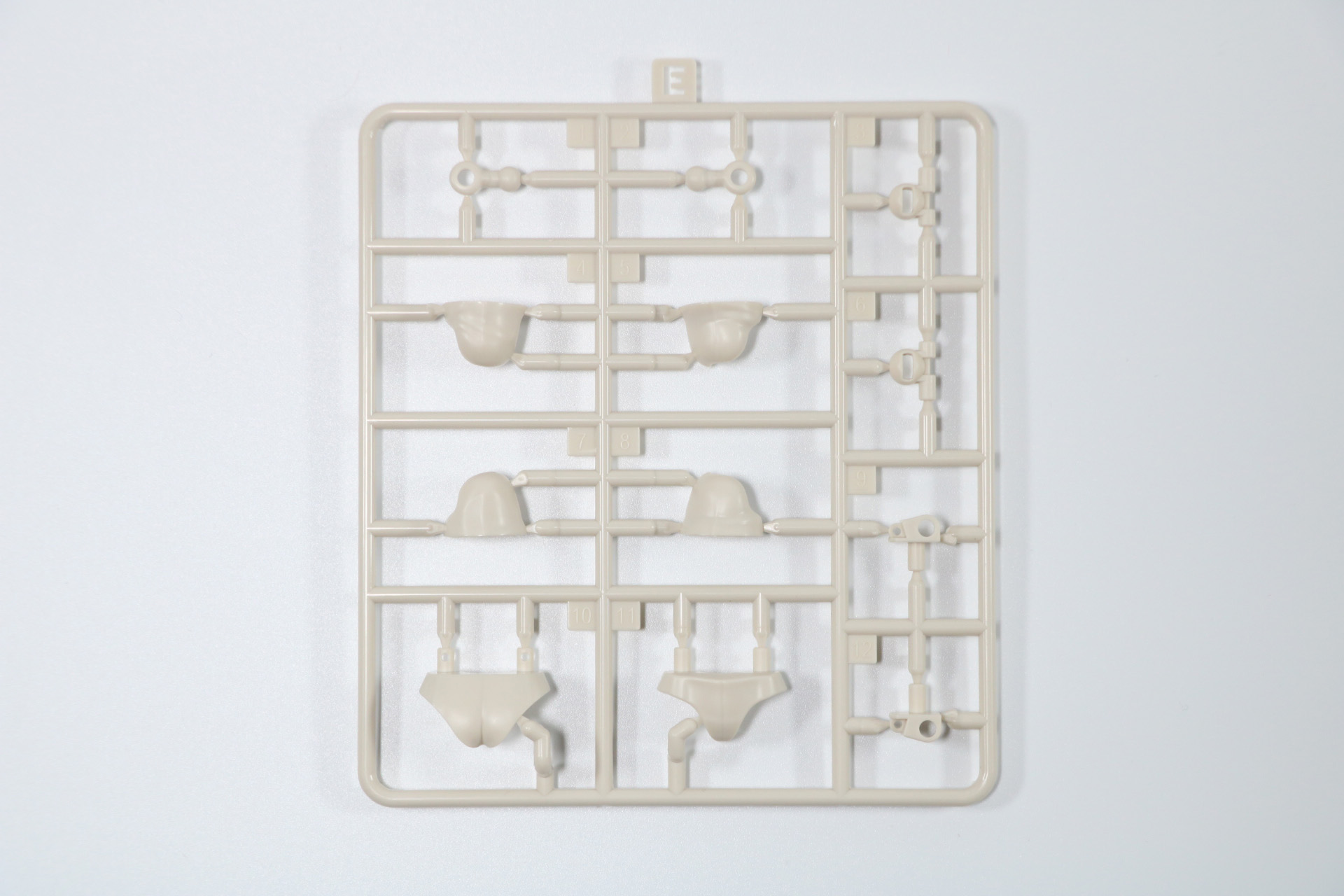 Eパーツ、Fパーツ