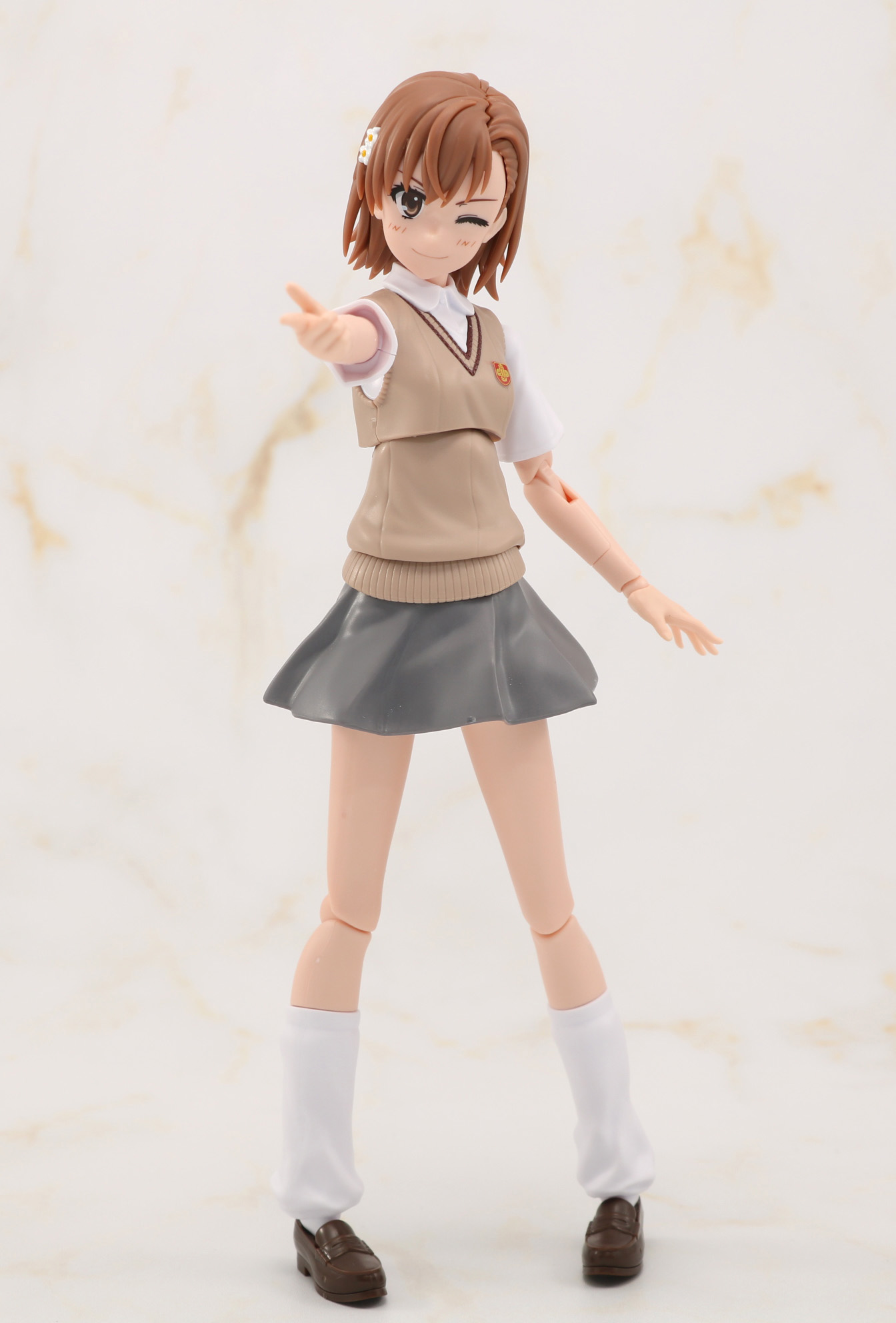 各部可動で繊細な仕草も表現できる