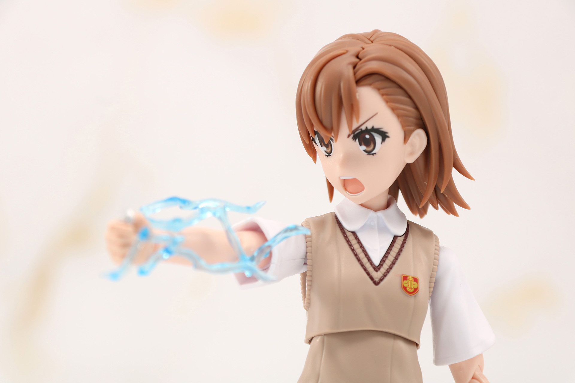 電撃エフェクトパーツで「超電磁砲（レールガン）」を撃ち出すアクションも再現できる