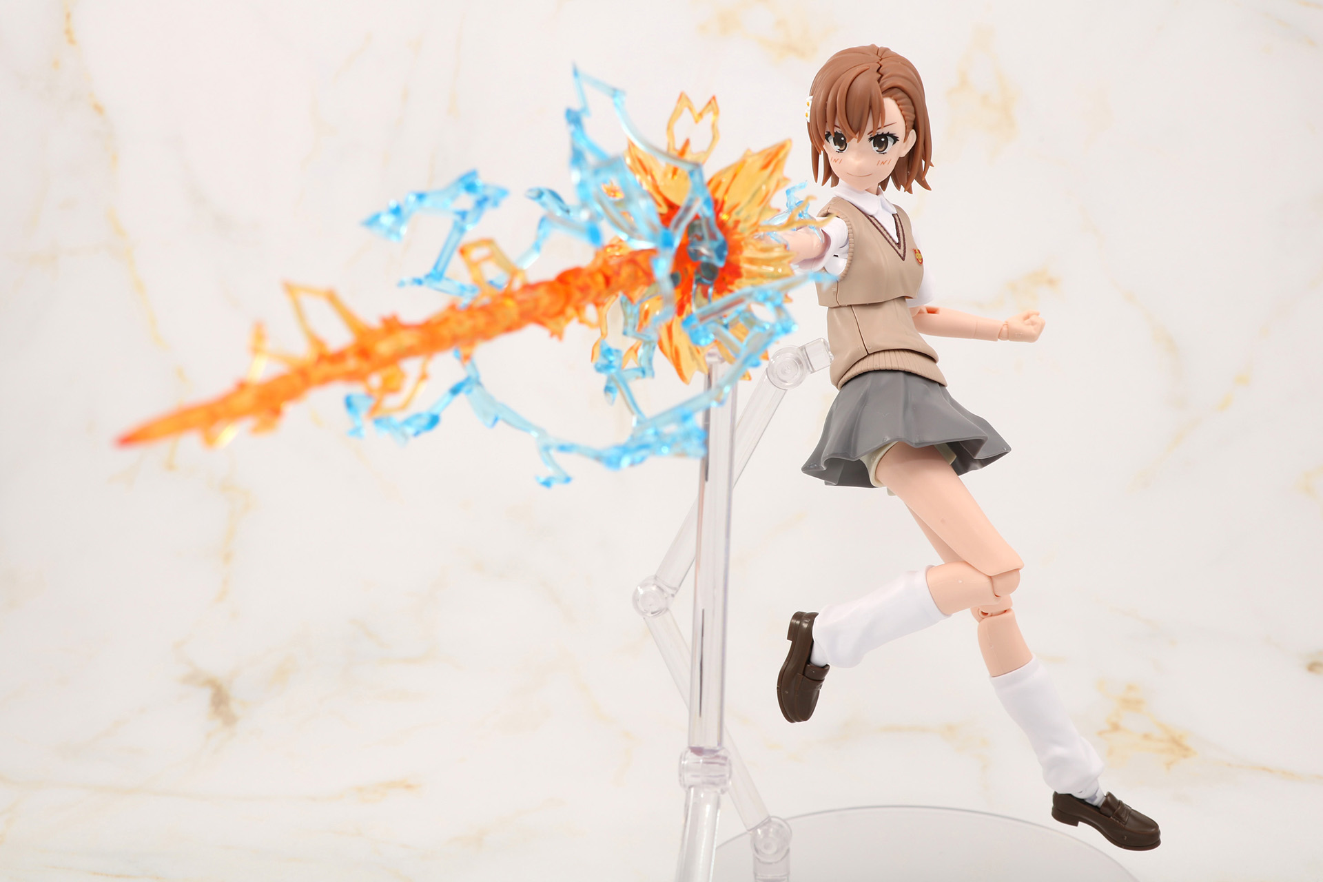 周囲の放電現象も表現できる