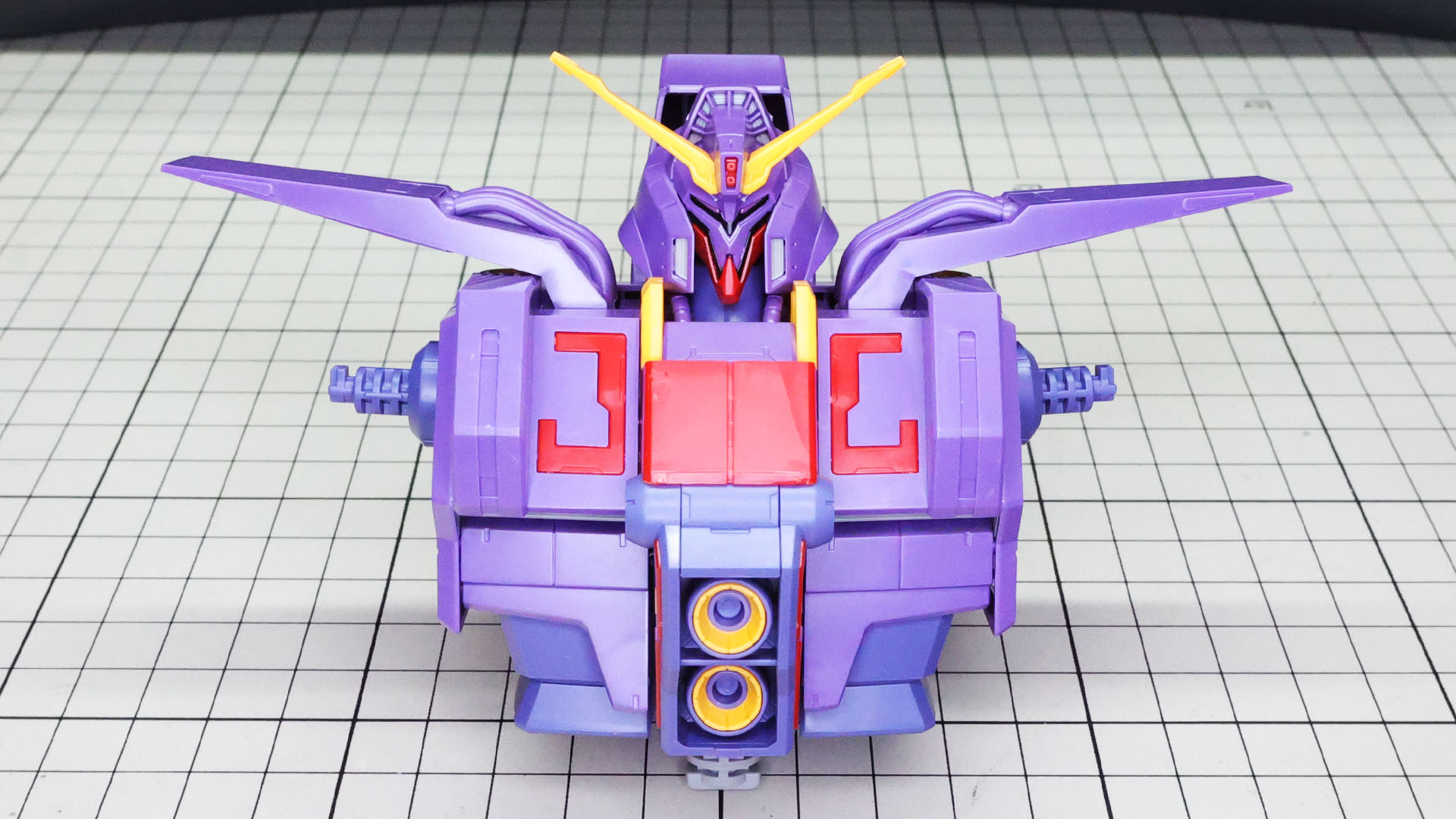 頭部をドッキングさせました！凶悪なフェイスです