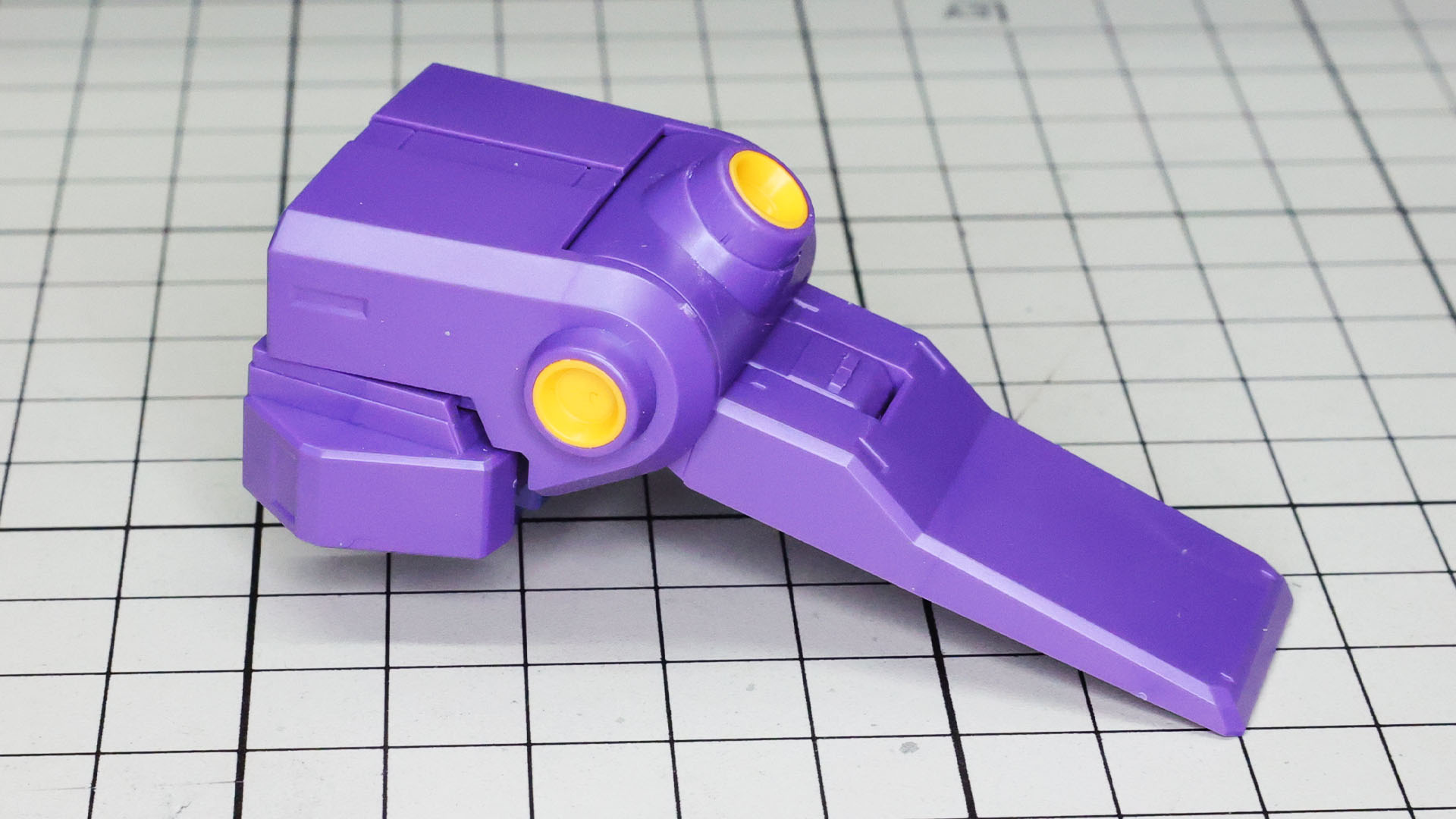 肩アーマー、大きい！