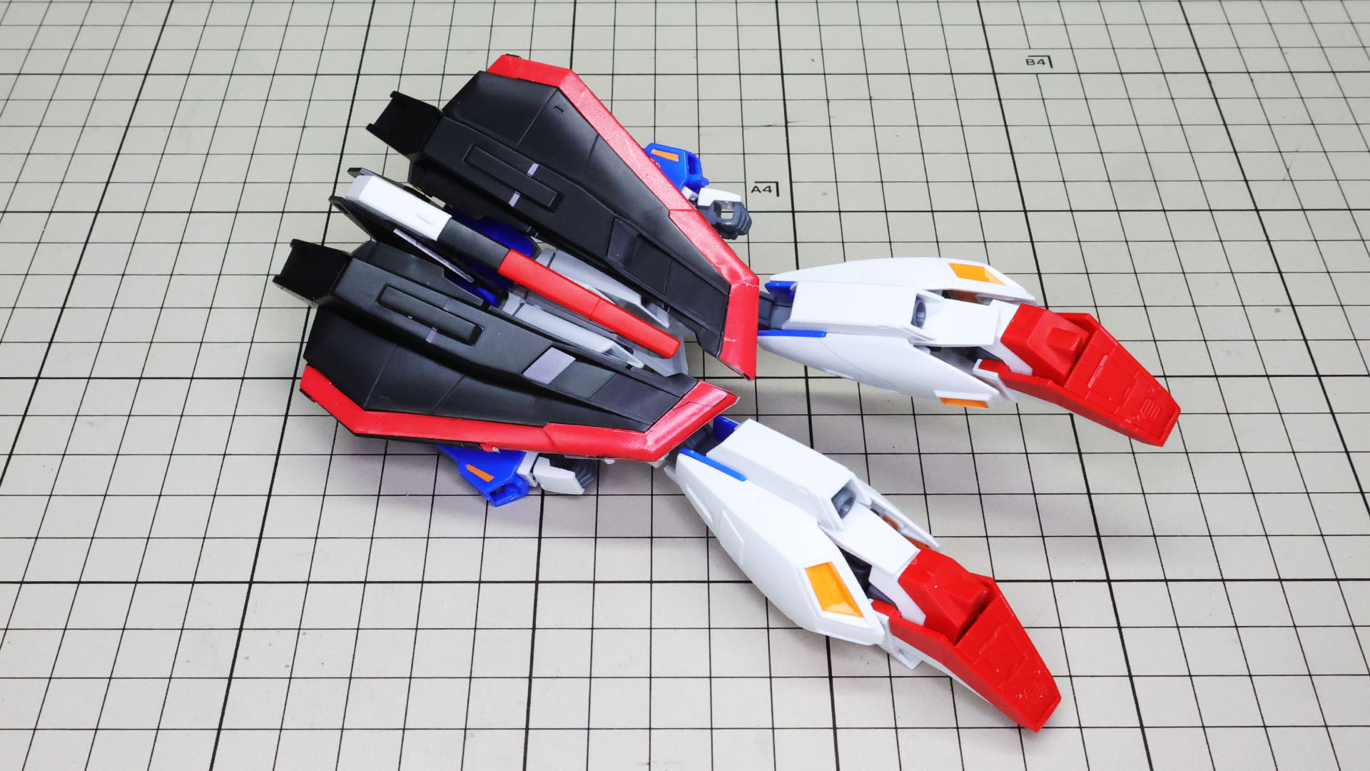 Zガンダム本体にドッキングさせました