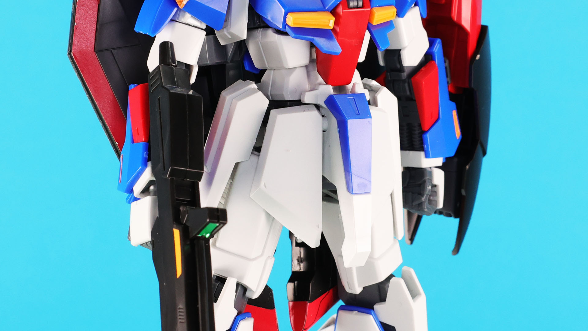 可動性能も高い腰部