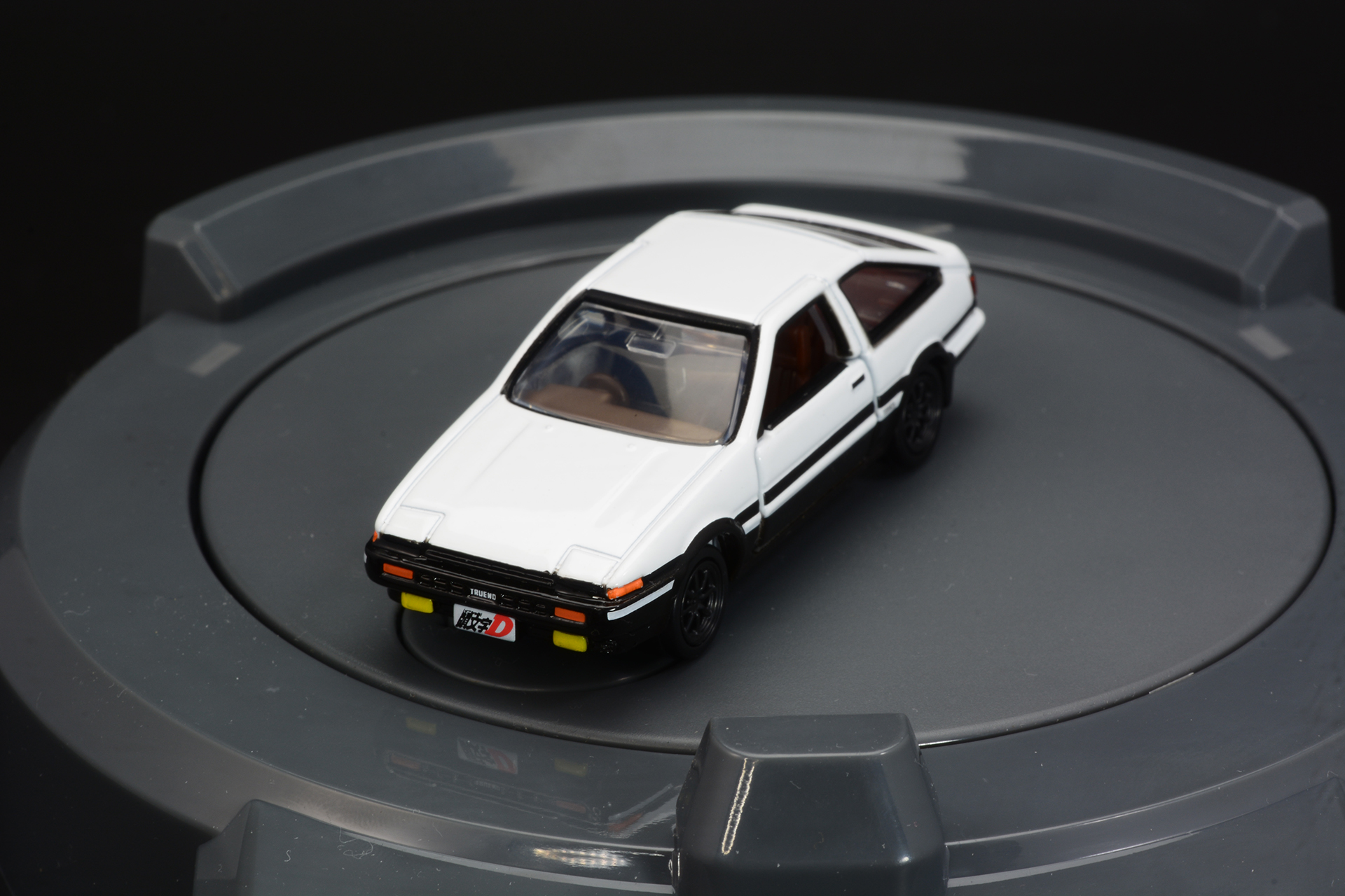 ハチロクをセットスイッチを入れるとアクションスタートだ